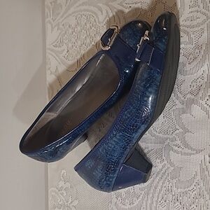 Vtg Blue Snakeskin Shoes Bijou by AJ Valenci